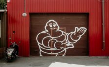 How to Paint a Garage Door?